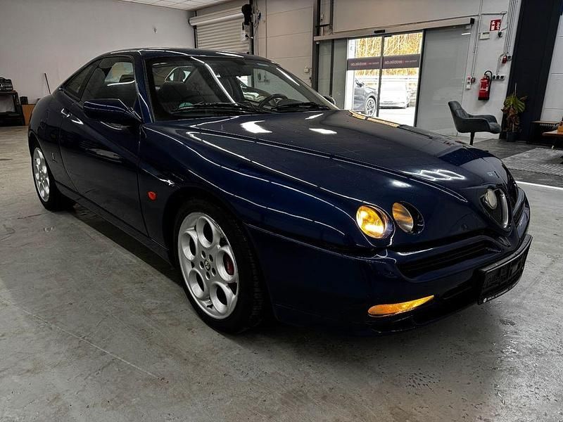 Gebraucht Alfa Romeo GTV 218 PS (160 kW) 2002 Blau Coupé