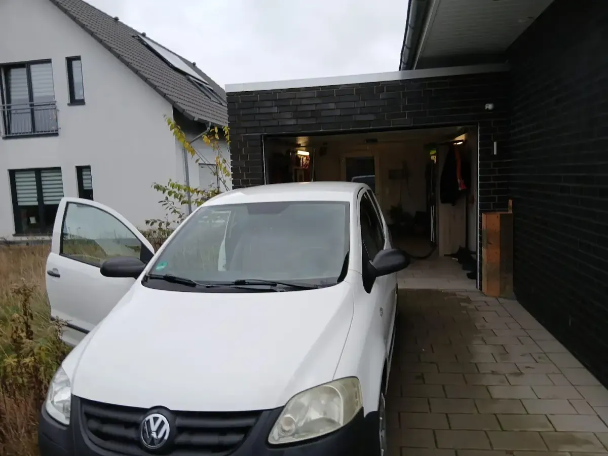 Gebraucht VW Fox 75 PS (55 kW) 2010 Weiß Kleinwagen