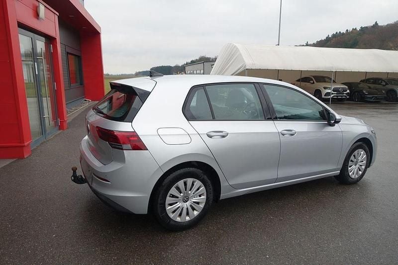 Gebraucht VW Golf VIII 116 PS (85 kW) 2021 Silber Limousine