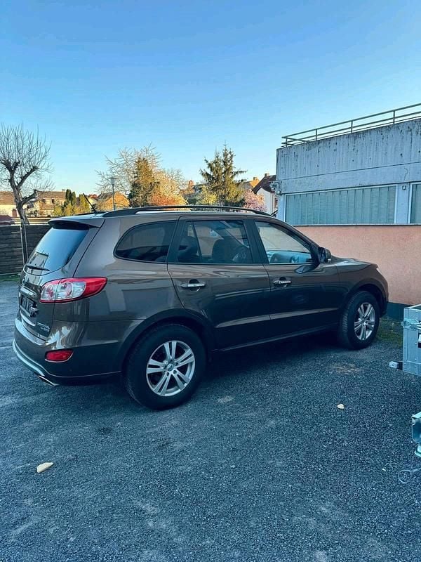 Gebraucht Hyundai Santa Fe 197 PS (144 kW) 2012 Braun SUV