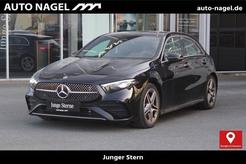 Schwarz Gebraucht 2023 Mercedes A200 AMG Limousine | 31.990 € (Fairer Preis) - Bild 1/4