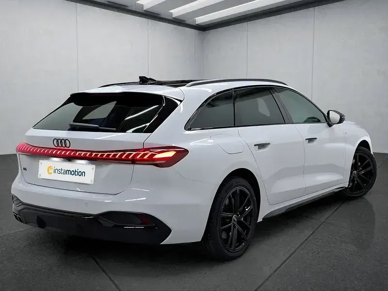 Gebraucht Audi A5 S-Line 204 PS (150 kW) 2026 Weiß Kombi