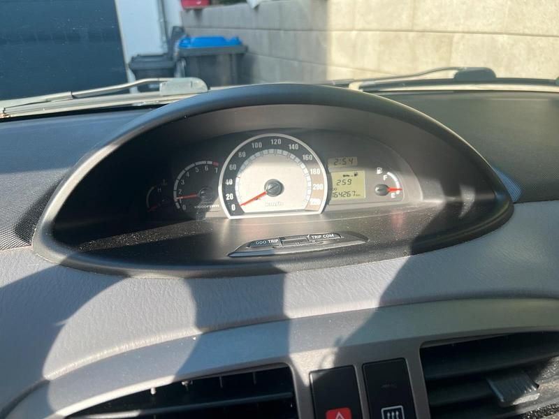 Gebraucht Hyundai Matrix 103 PS (75 kW) 2004 Silber Van / Kleinbus
