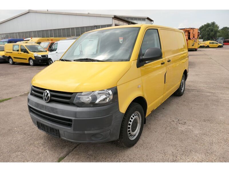 Gebraucht VW T5 84 PS (61 kW) 2011 Ginstergelb r1032 Van