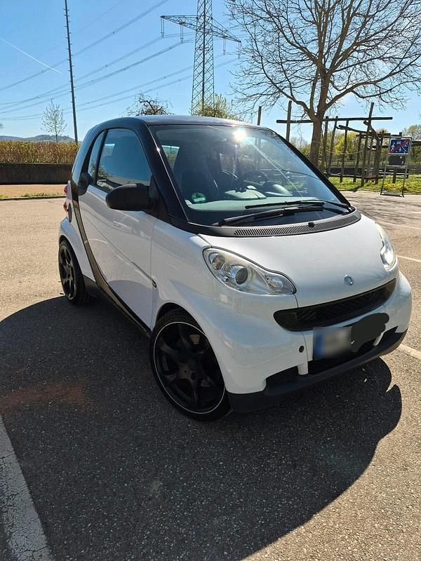 Gebraucht Smart ForTwo Coupé 70 PS (51 kW) 2010 Weiß Coupé