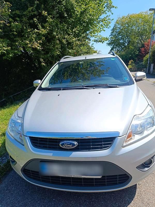 Silber Gebraucht 2008 Ford Focus Limousine | 2.500 € (Fairer Preis) - Bild 1/4