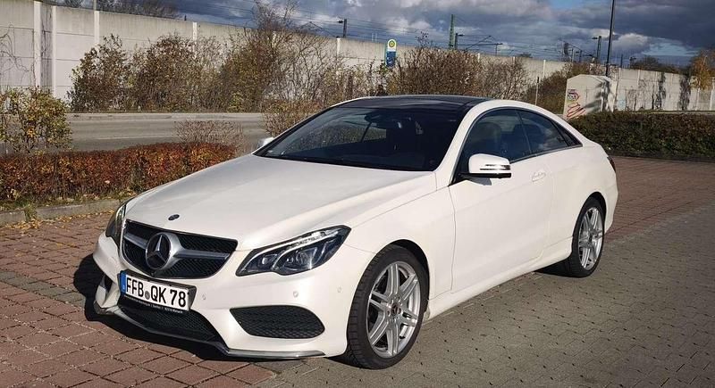Weiß Gebraucht 2015 Mercedes E250 Sport Edition Coupé | 18.900 € (Fairer Preis) - Bild 1/4