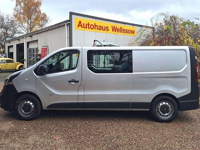 Aluminium silber/grey(m2) Gebraucht 2017 Opel Vivaro Van | 11.490 € (Fairer Preis) - Bild 1/4