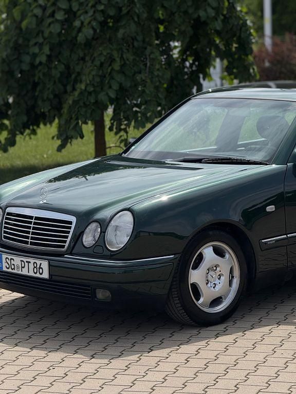 Gebraucht Mercedes E280 Avantgarde 204 PS (150 kW) 1997 Grün Limousine