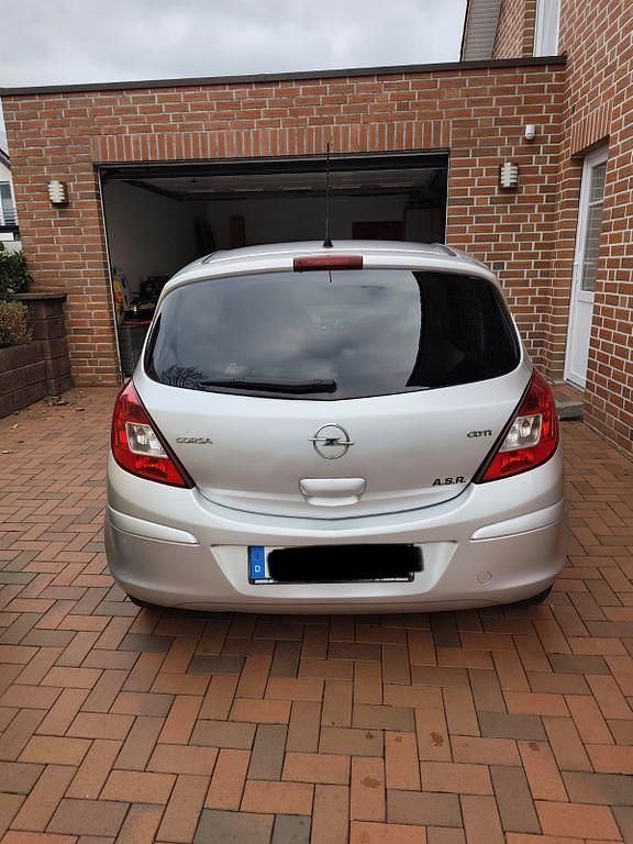 Gebraucht Opel Corsa 75 PS (55 kW) 2010 Silber Kleinwagen
