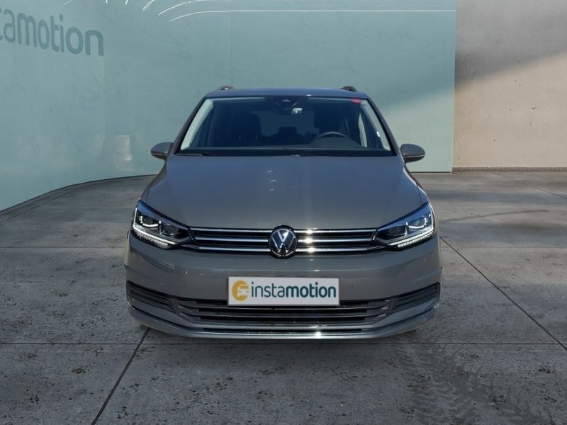 Grau Gebraucht 2024 VW Touran Move Van / Kleinbus | 39.249 € (Teuer) - Bild 1/4