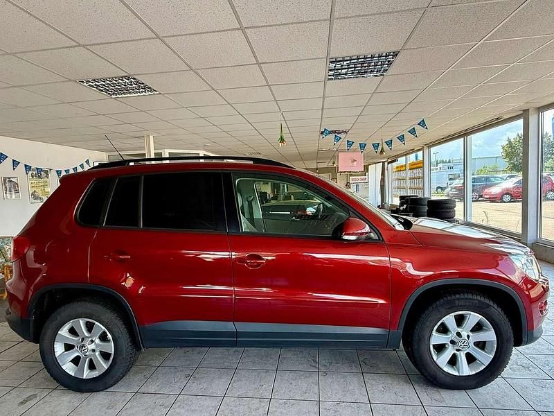 Gebraucht VW Tiguan 150 PS (110 kW) 2008 Wild cherry red metallic SUV