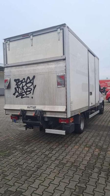 Gebraucht Iveco Daily 166 PS (122 kW) 2019 Van