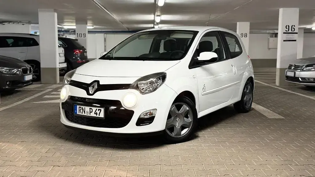 Second-hand Renault Twingo Initiale Paris 75 CP (55 kW) 2014 Alb Hatchback