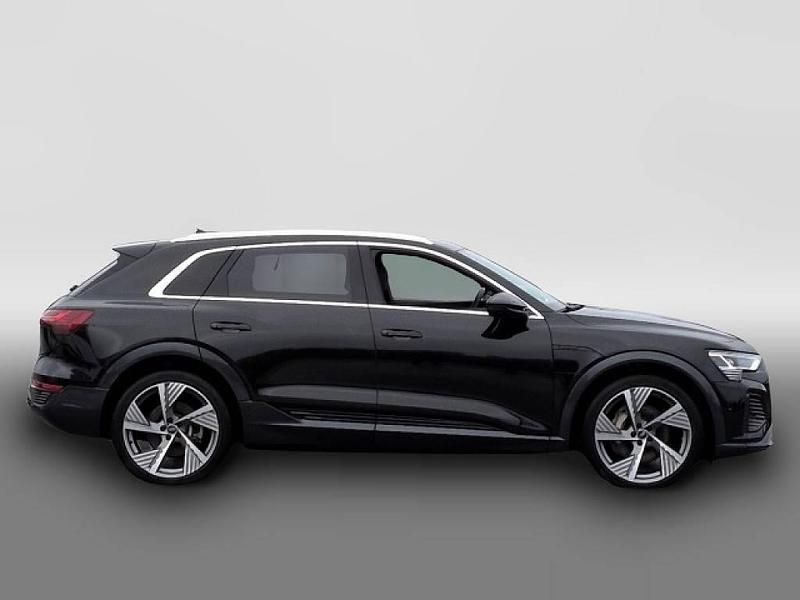 Gebraucht Audi Q8 e-tron S-Line 250 kW (340 PS) 2023 Schwarz SUV