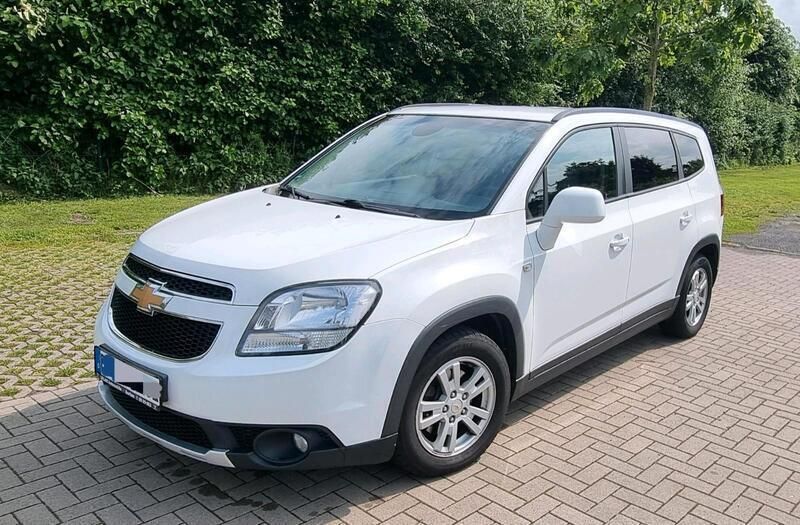 Weiß Gebraucht 2013 Chevrolet Orlando SUV | 3.990 € (Guter Preis) - Bild 1/4