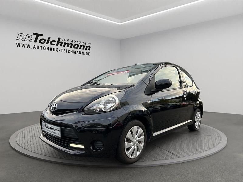 Schwarz Gebraucht 2012 Toyota Aygo Cool Kleinwagen | 6.950 € (Etwas zu teuer) - Bild 1/4