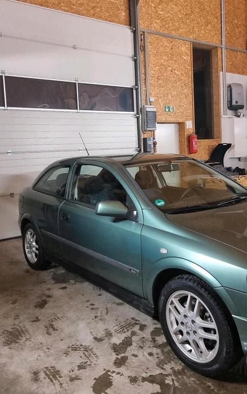 Gebraucht Opel Astra 116 PS (85 kW) 2000 Grün Coupé