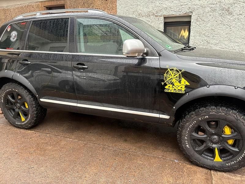 Schwarz Gebraucht 2006 VW Touareg SUV | 3.799 € (Guter Preis) - Bild 1/4