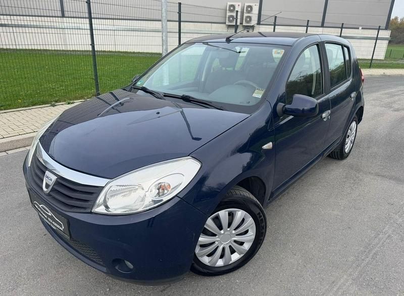 Gebraucht Dacia Sandero Lauréate 75 PS (55 kW) 2010 Blau Kleinwagen