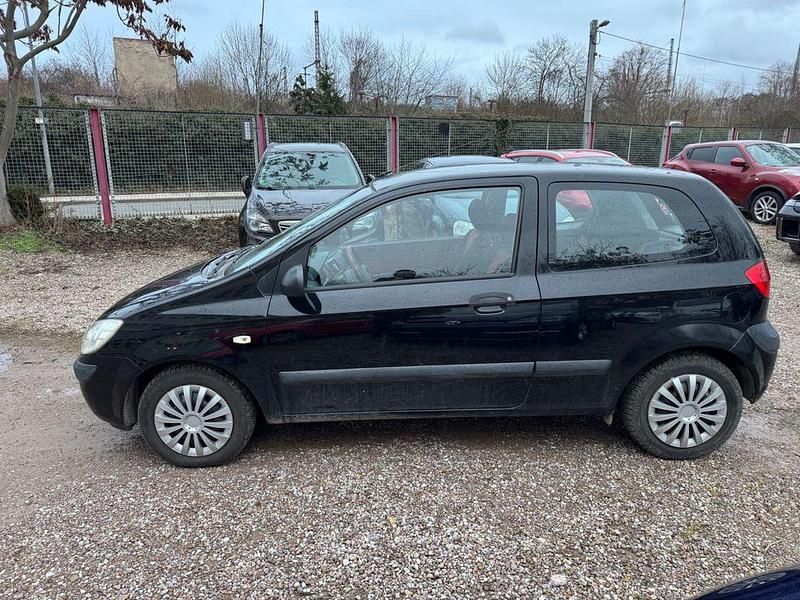 Gebraucht Hyundai Getz Basis 67 PS (49 kW) 2006 Schwarz Kleinwagen