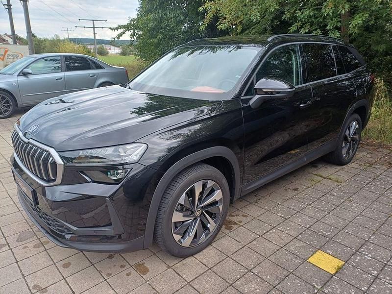 Schwarz Gebraucht 2024 Skoda Kodiaq SE L SUV | 45.990 € (Fairer Preis) - Bild 1/4