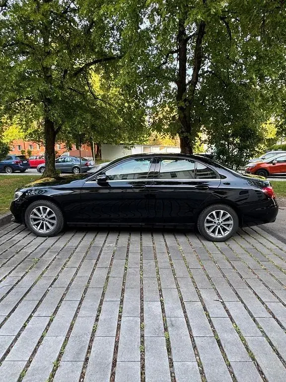 Gebraucht Mercedes E200 150 PS (110 kW) 2019 Schwarz Limousine