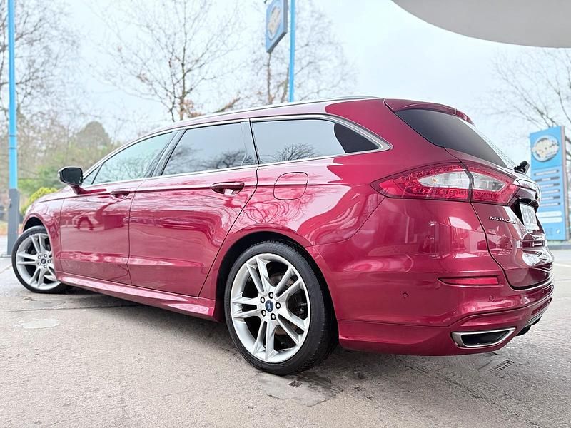 Gebraucht Ford Mondeo ST-Line 210 PS (154 kW) 2016 Rot Kombi