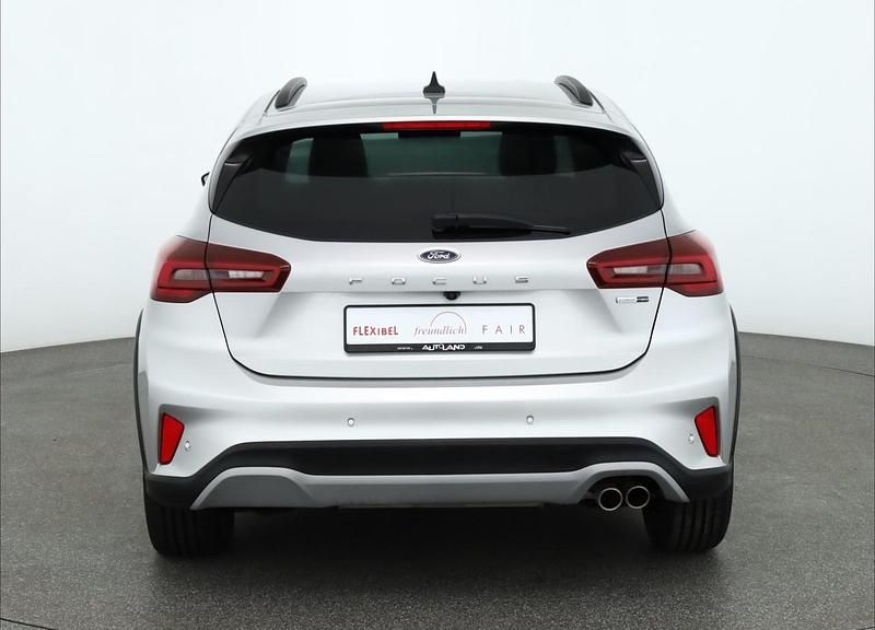 Gebraucht Ford Focus Active 125 PS (91 kW) 2023 Silber Limousine