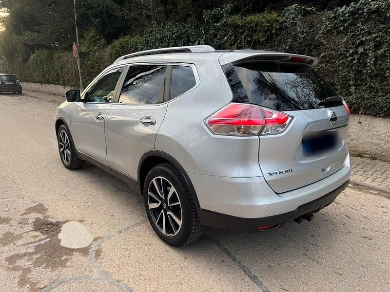 Gebraucht Nissan X-Trail Tekna 131 PS (96 kW) 2016 Silber SUV