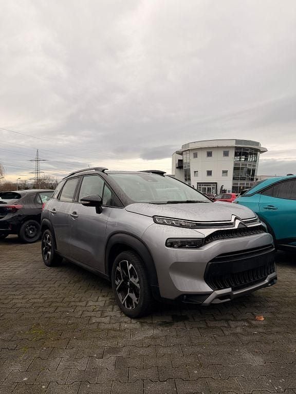 Grau Gebraucht 2024 Citroën C3 Aircross PureTech SUV | 16.999 € (Etwas zu teuer) - Bild 1/1