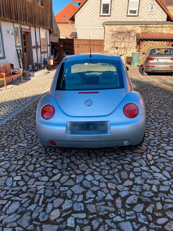 Second-hand VW Beetle 115 CP (84 kW) 1999 Argintiu Hatchback