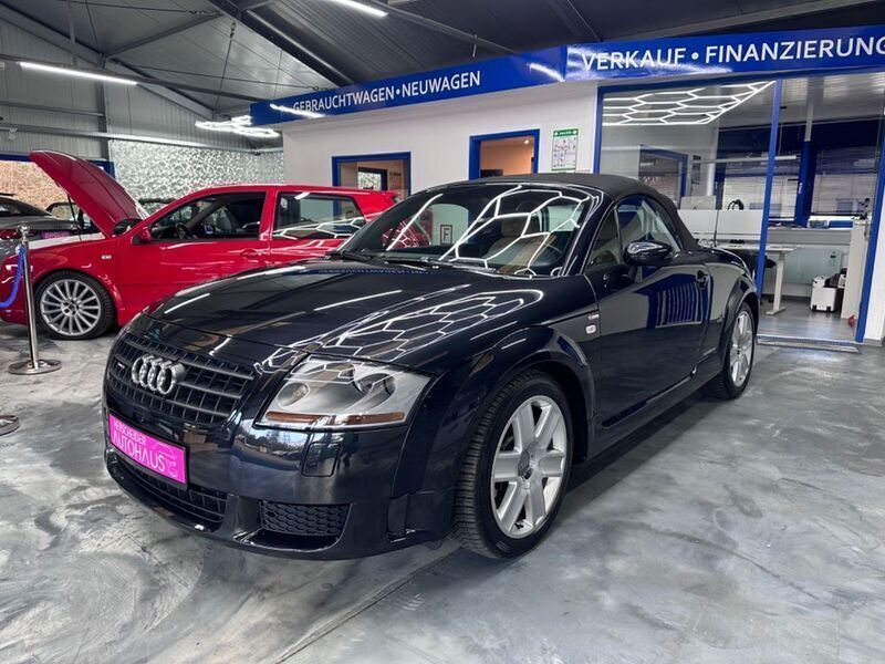 Schwarz Gebraucht 2004 Audi TT Roadster Sport Cabrio | 29.999 € - Bild 1/4