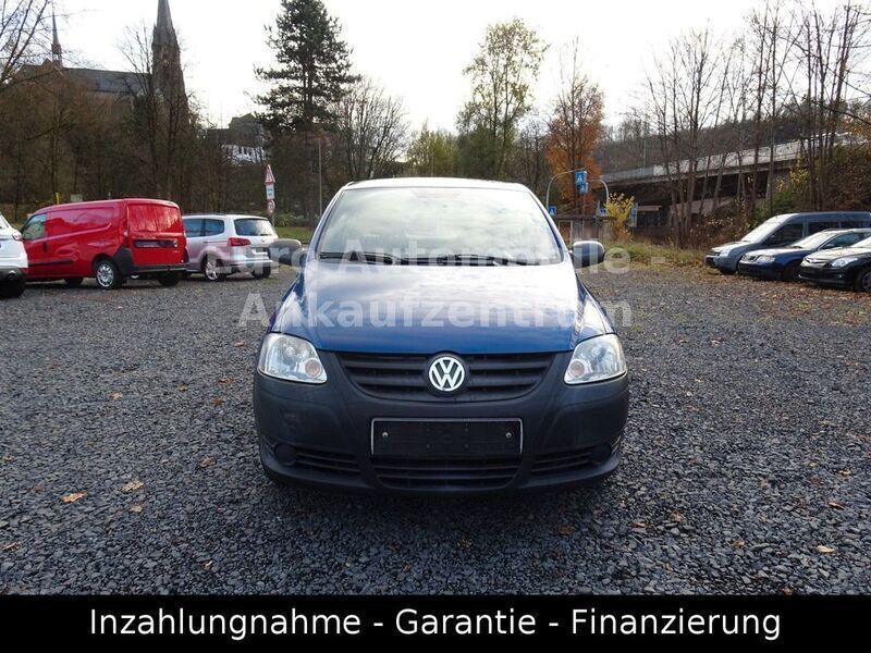 Gebraucht VW Fox Basis 54 PS (39 kW) 2010 Blau Kleinwagen