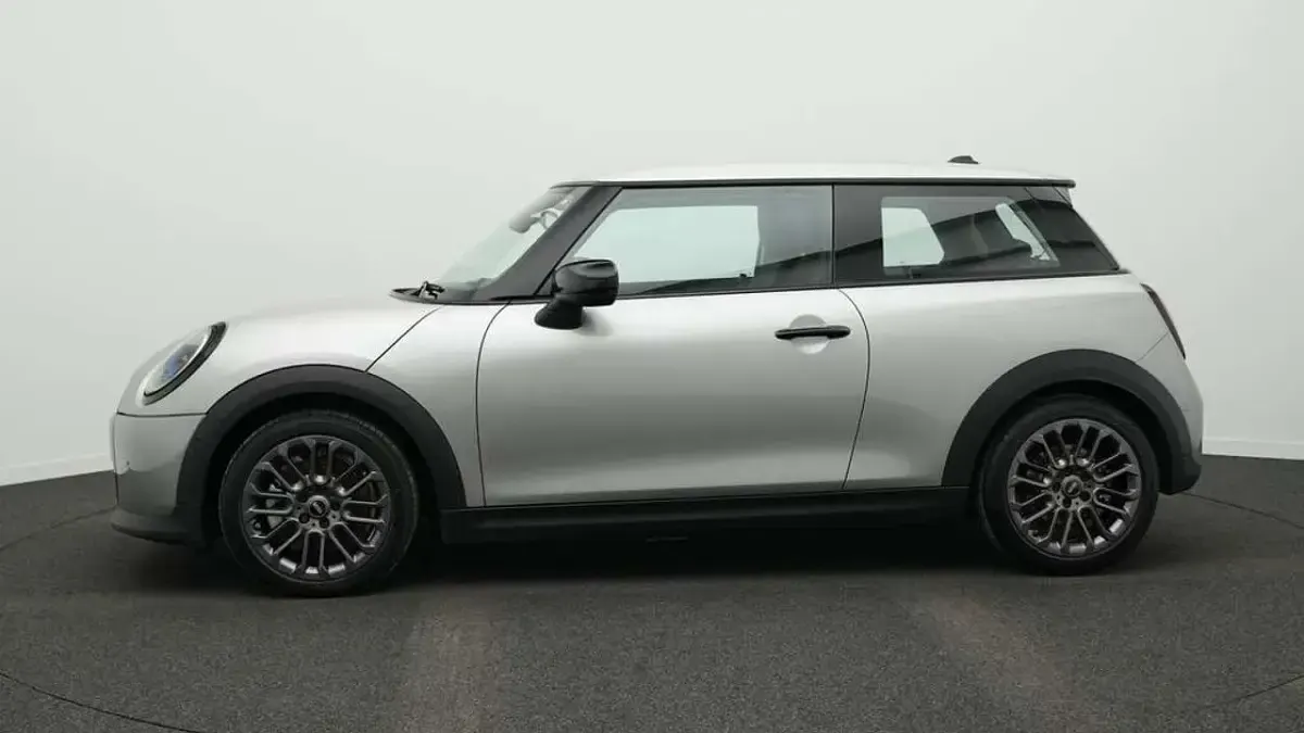 Occasion Mini Cooper Classic 156 ch (114 kW) 2024 Gris Citadine