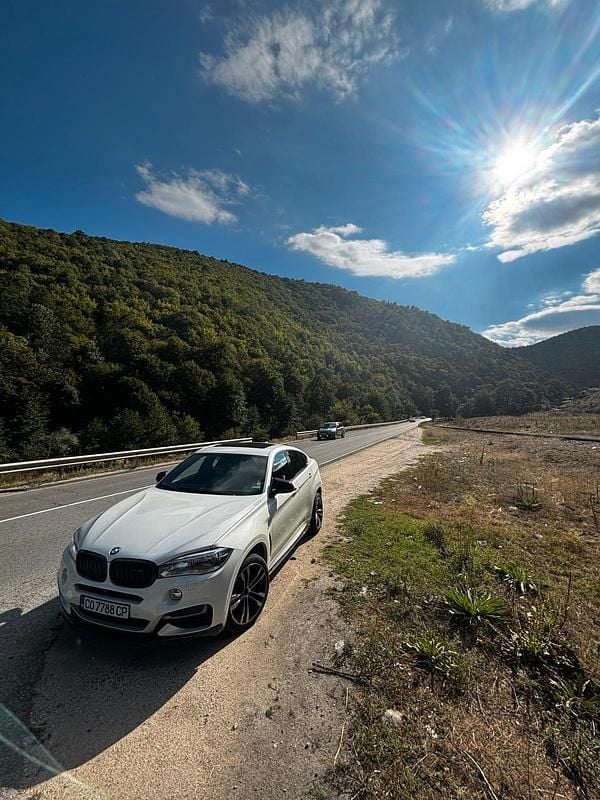 Weiß Gebraucht 2016 BMW X6 M50 SUV | 27.500 € (Guter Preis) - Bild 1/4