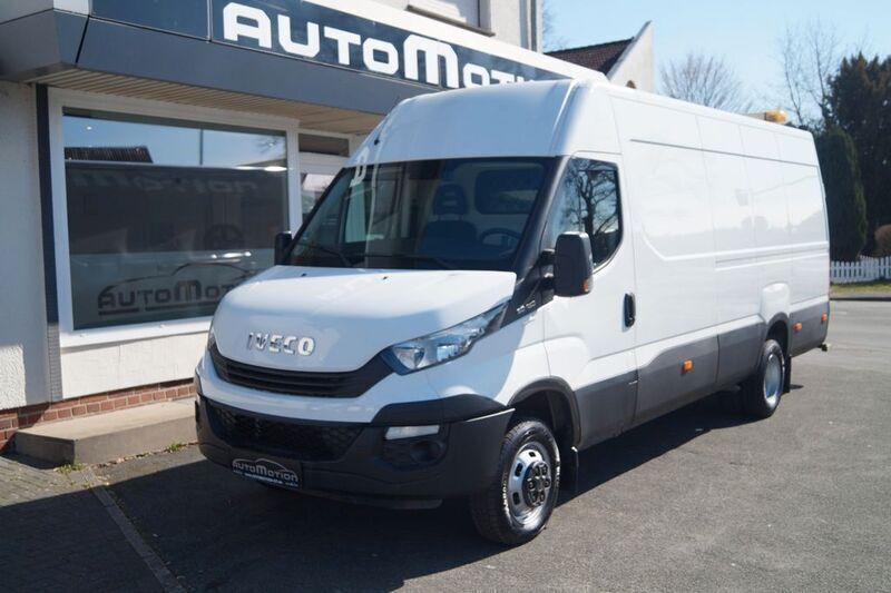 Weiß Gebraucht 2017 Iveco Daily Van / Kleinbus | 19.890 € (Superpreis) - Bild 1/4