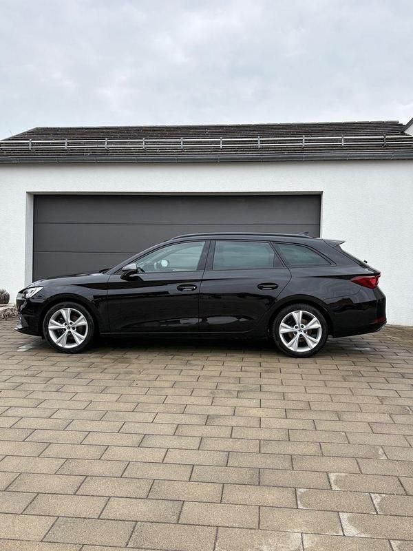 Gebraucht Seat Leon FR 131 PS (96 kW) 2022 Schwarz Kombi