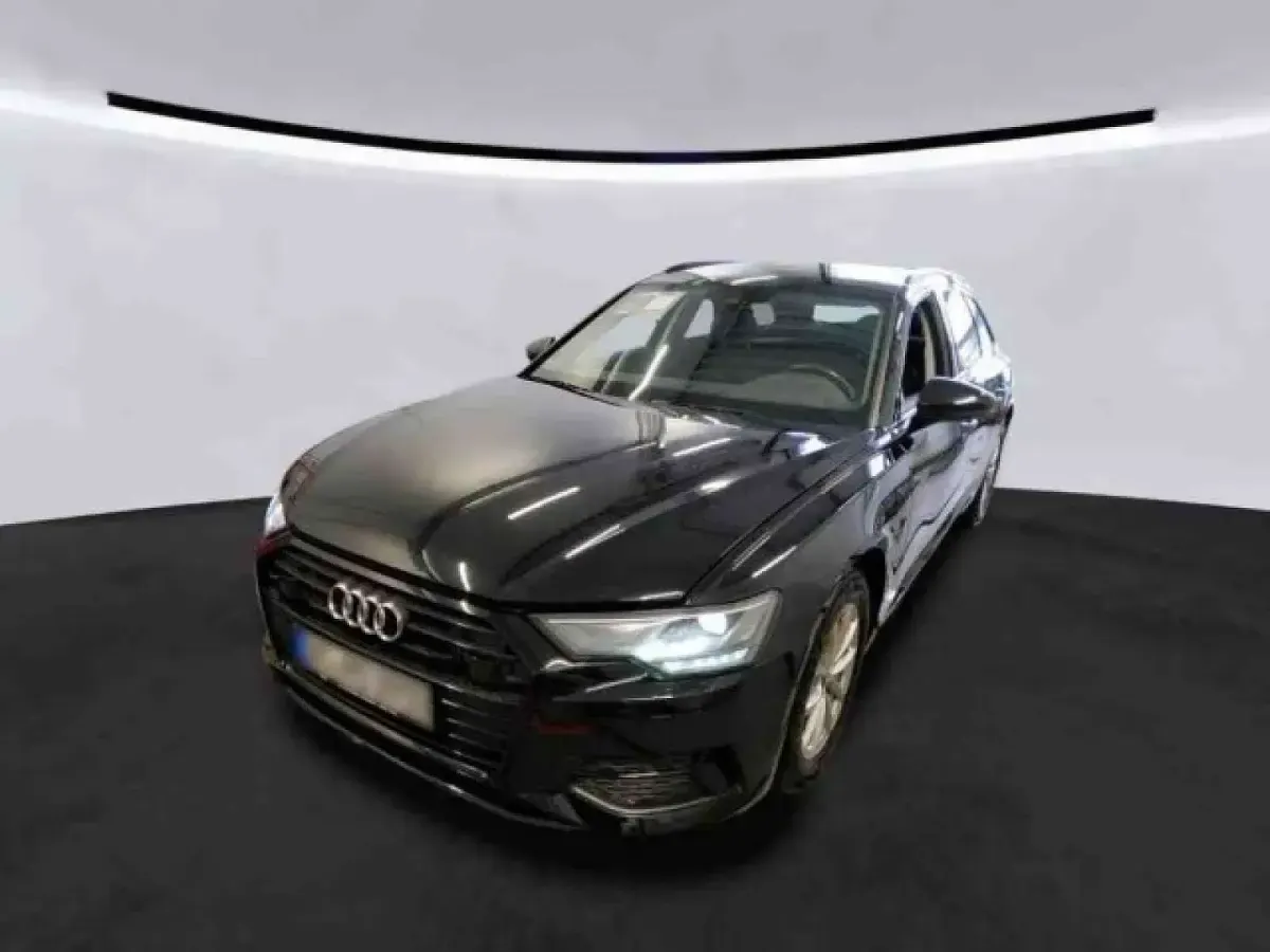 Gebraucht Audi A6 Sport 265 PS (194 kW) 2022 Mythosschwarz metallic Kombi