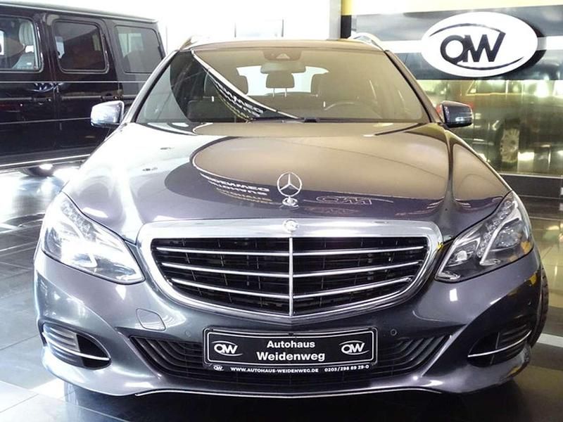 Gebraucht Mercedes E300 Elegance 231 PS (169 kW) 2015 Grau Kombi
