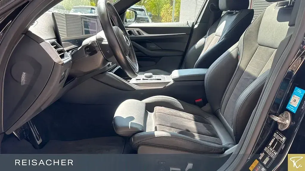Gebraucht BMW i4 Efficient Dynamics 400 kW (544 PS) 2023 Saphirschwarz metallic Limousine