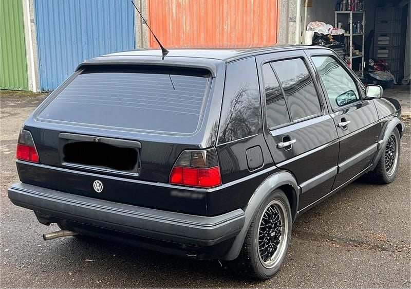 Gebraucht VW Golf II 90 PS (66 kW) 1990 Schwarz Kleinwagen