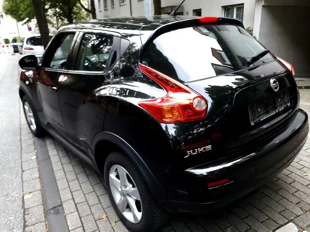 Gebraucht Nissan Juke 94 PS (69 kW) 2013 Schwarz SUV