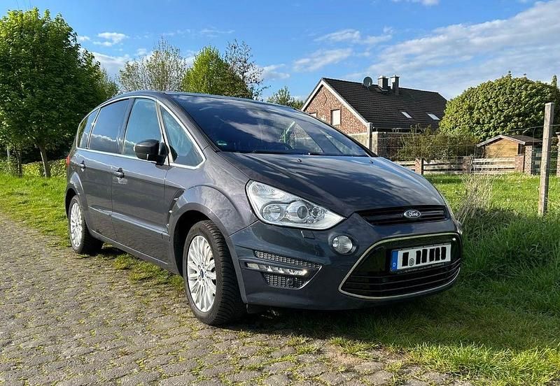 Gebraucht Ford S-MAX Titanium 241 PS (177 kW) 2013 Van / Kleinbus