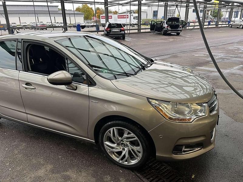 Gebraucht Citroën C4 Exclusive 156 PS (114 kW) 2013 Beige Kleinwagen
