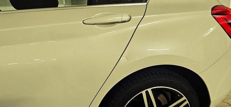 Gebraucht BMW 118 Sport Line 136 PS (100 kW) 2015 Weiß Kleinwagen