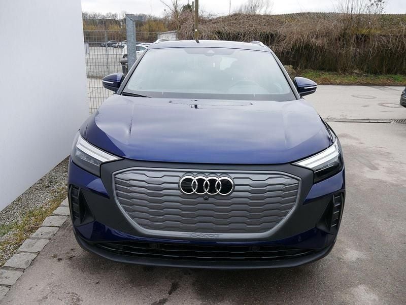 Gebraucht Audi Q4 e-tron 150 kW (204 PS) 2023 Metallic SUV