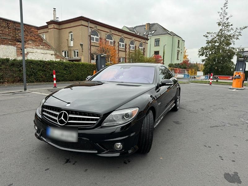 Schwarz Gebraucht 2009 Mercedes CL63 AMG AMG Coupé | 28.600 € - Bild 1/4