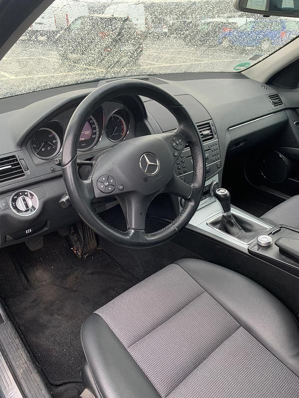 Gebraucht Mercedes C220 170 PS (125 kW) 2011 Kombi