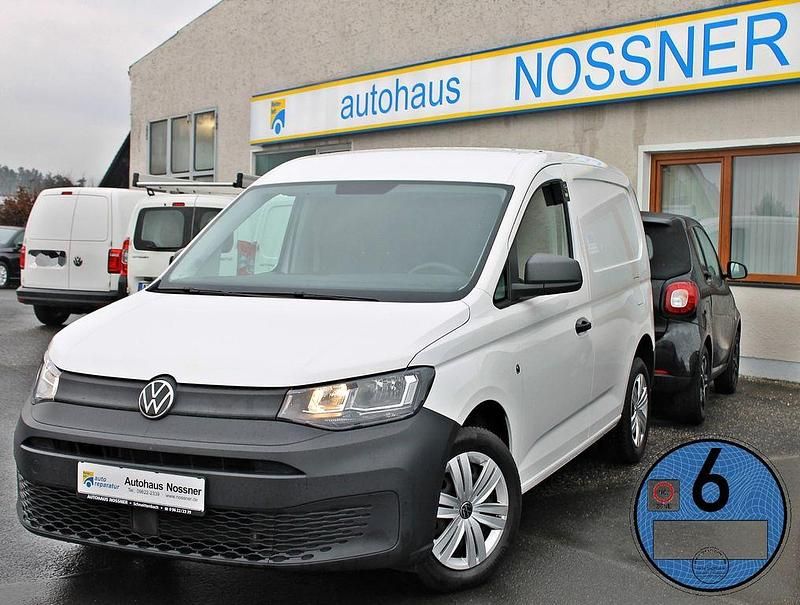 Gebraucht VW Caddy 102 PS (75 kW) 2023 Weiß Van / Kleinbus